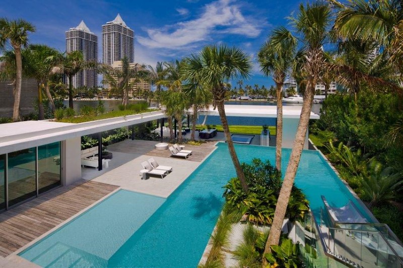Thiết kế biệt thự nghỉ dưỡng sống động và hiện đại Thiết kế biệt thự nghỉ dưỡng sống động và hiện đại